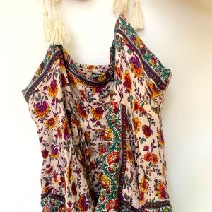 Boho floral tank!